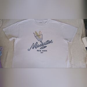 Abercrombie & Fitch Cream Manhattan Graphic Tee